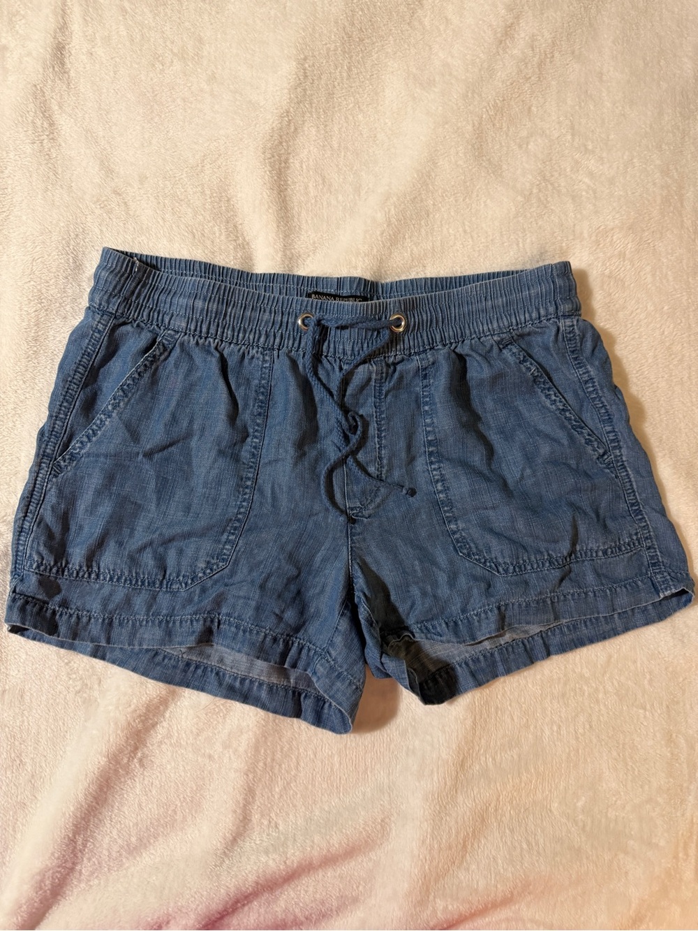 Banana Republic Drawstring Women's Denim-Style Blue Shorts- S